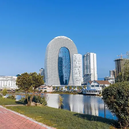 Onyx Palace Delux Batumi Exterior photo