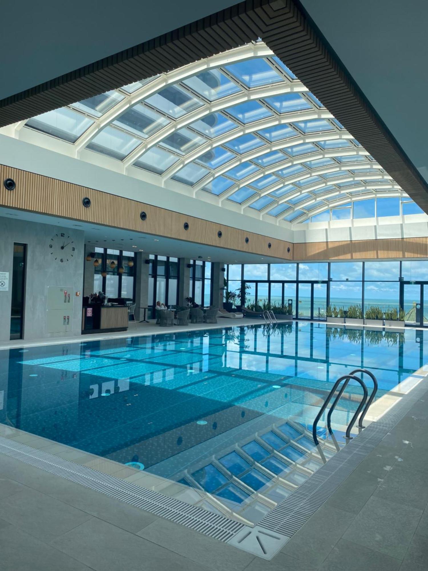 Onyx Palace Delux